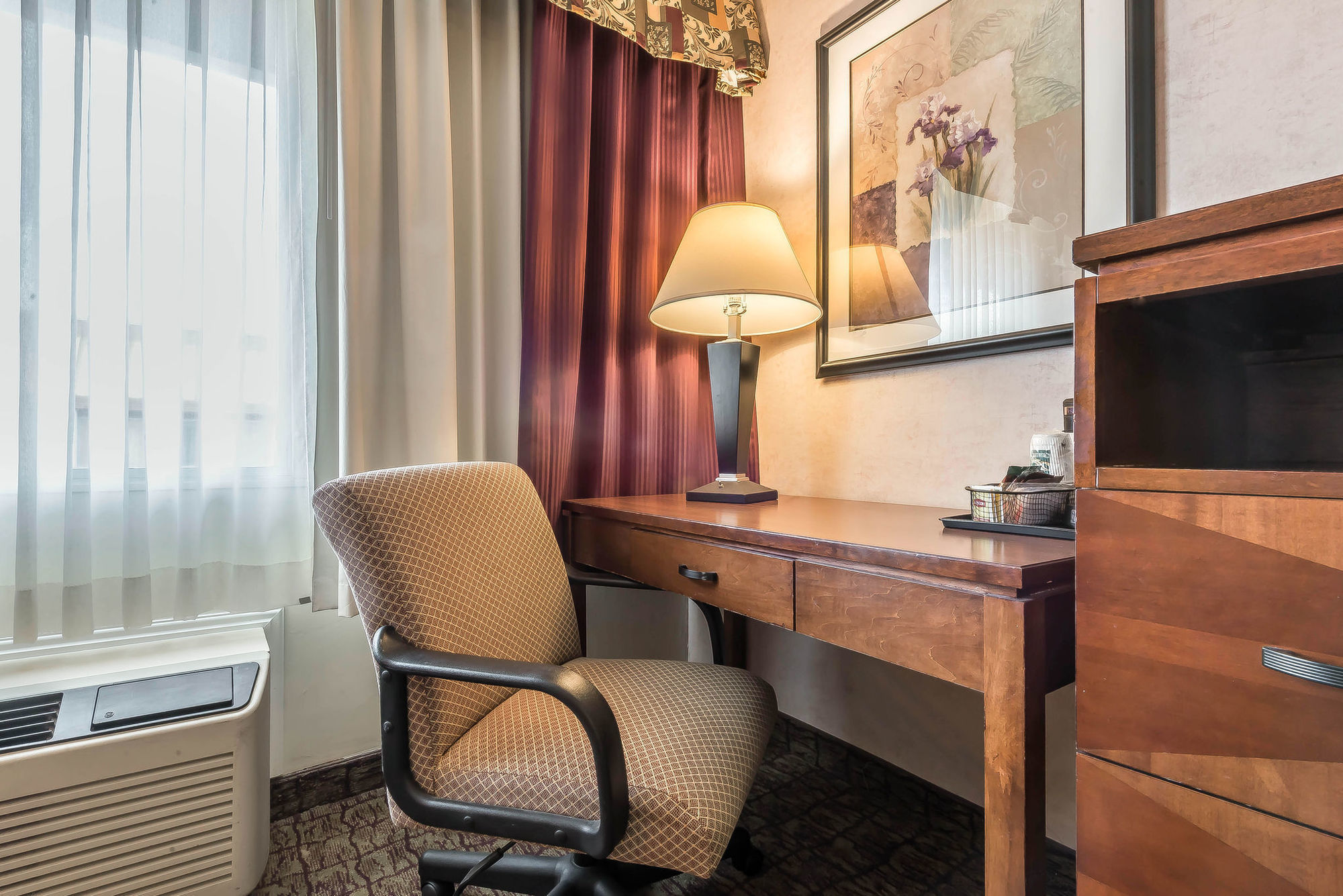 The Hamburg Hotel Room photo